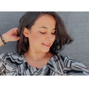 Meet your Posher, Disha